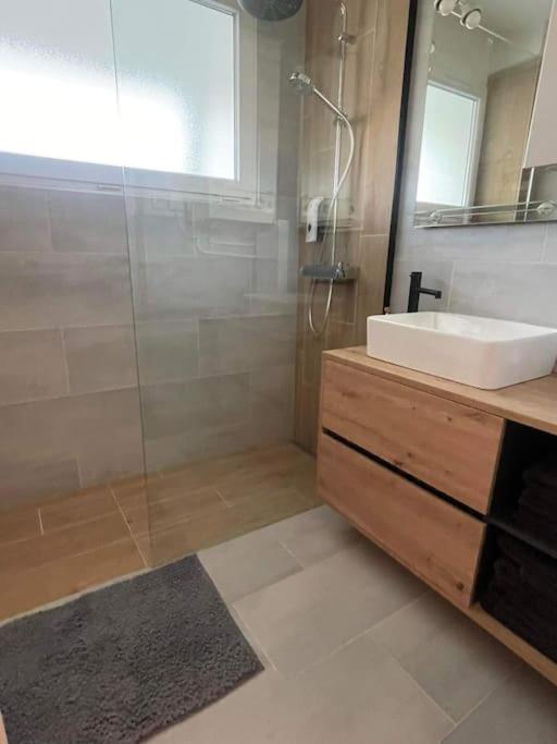 Chez Frederic - Gare De Metz A 2 Minutes A Pied - Appartement Entierement Equipe Εξωτερικό φωτογραφία